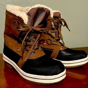 Ladies waterproof all weather boots